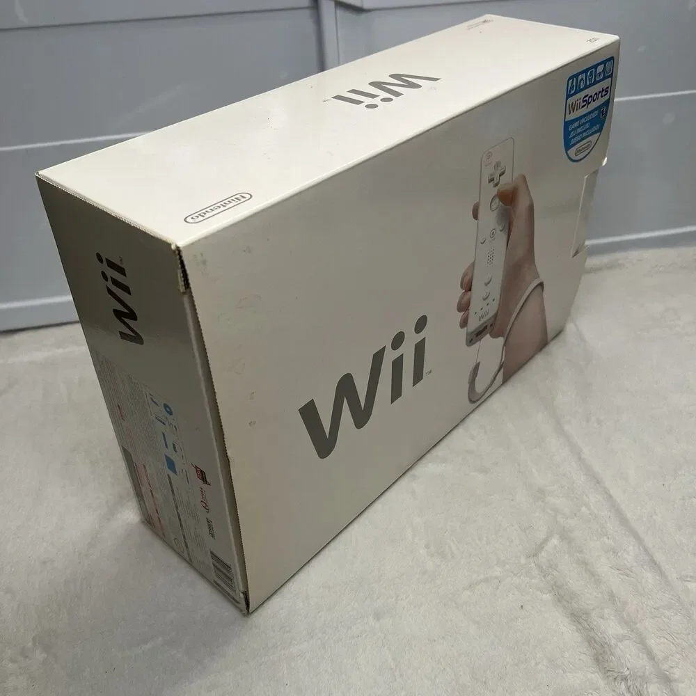 Nintendo Wii Console White Bundle Box w/ Accessories Remotes and Games RVL 001